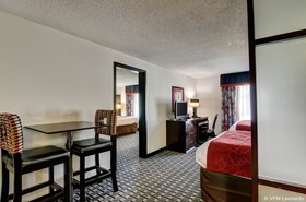 Comfort Suites Bypass