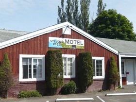 Stevens Pass Motel