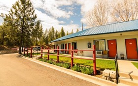 Columbia Point Resort