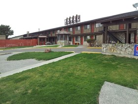 Richland Inn & Suites