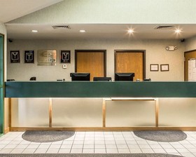 Econo Lodge Rothschild